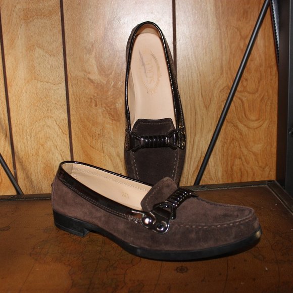 Tod's Shoes - authentic Tod's brown suede shoes size 8